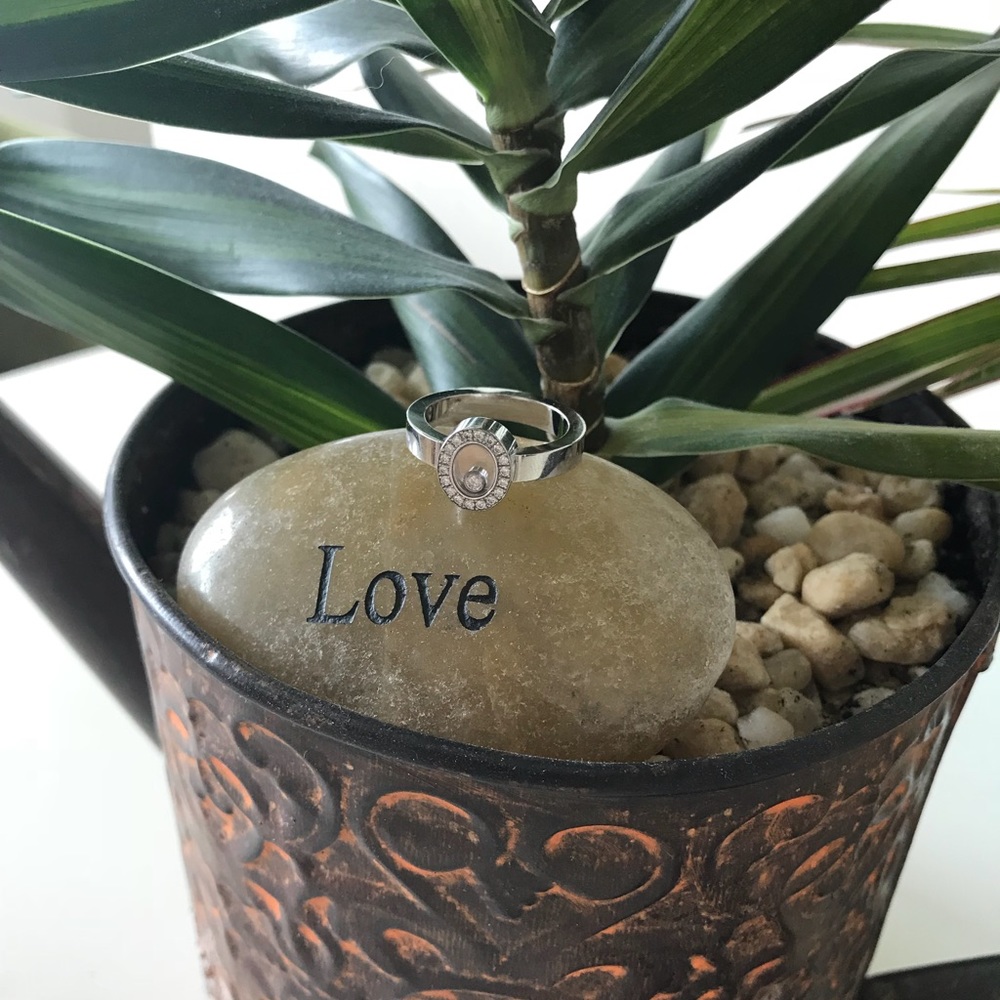 Chopard ring size 6.5 platinum with diamonds